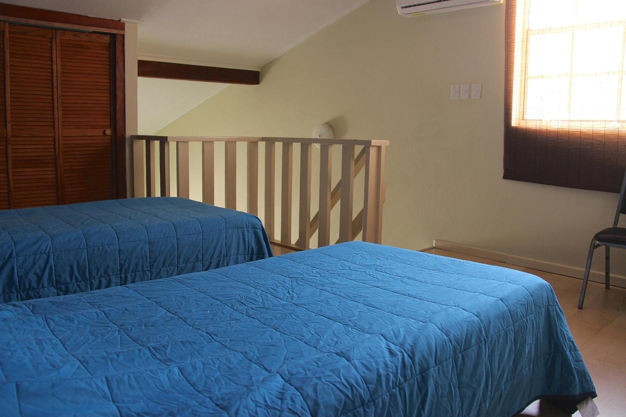 אורנג'סטאד Camacuri Apartments חדר תמונה