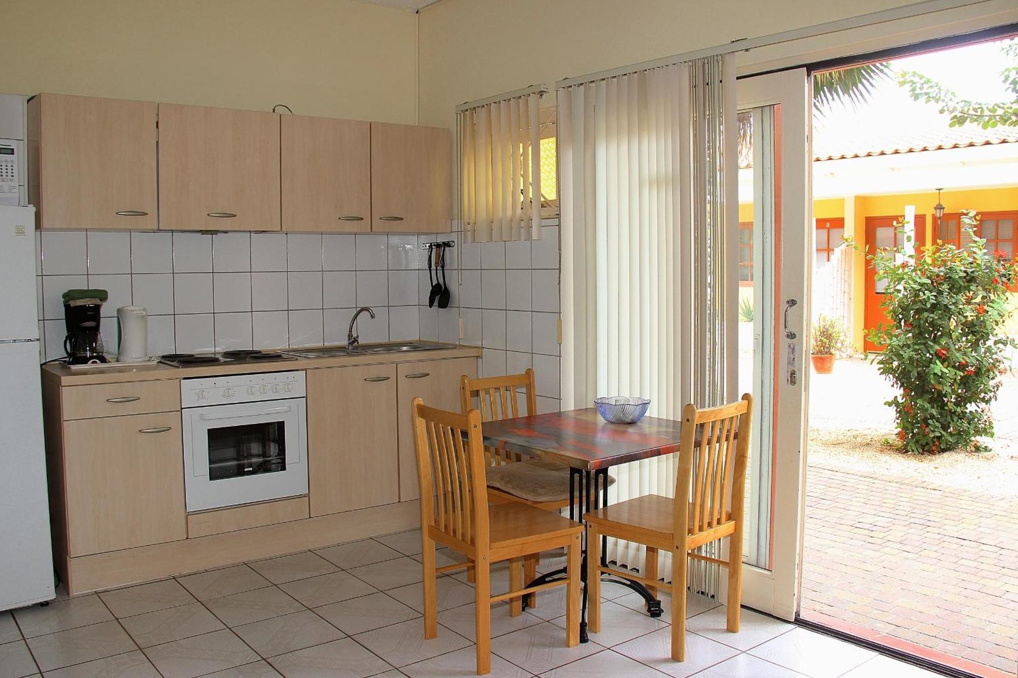 אורנג'סטאד Camacuri Apartments חדר תמונה